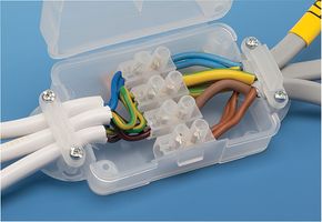 HTCB+ - Terminal Strip, 15A 250 V ac