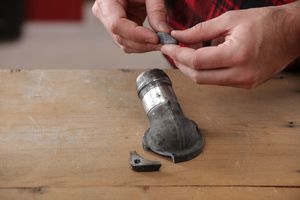 8267UK - SteelStik High Strength 5 Minute Quick Setting Steel Reinforced Epoxy Putty, 57g