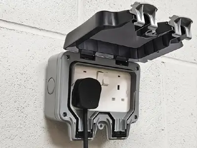 Outdoor Sockets